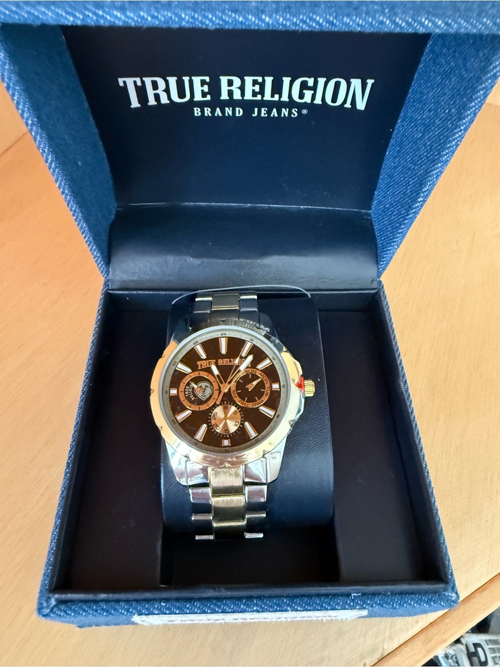 True Religion Men's Chronograph Quartz Watch Silver Stainless Steel Box